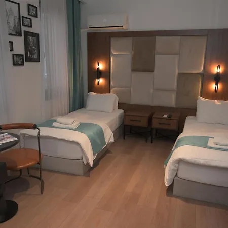 Isle Hotel